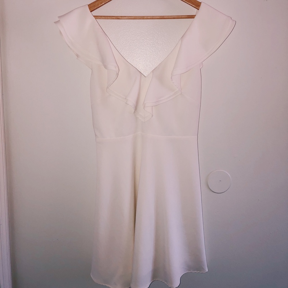 LULUs White Formal Graduation Dress